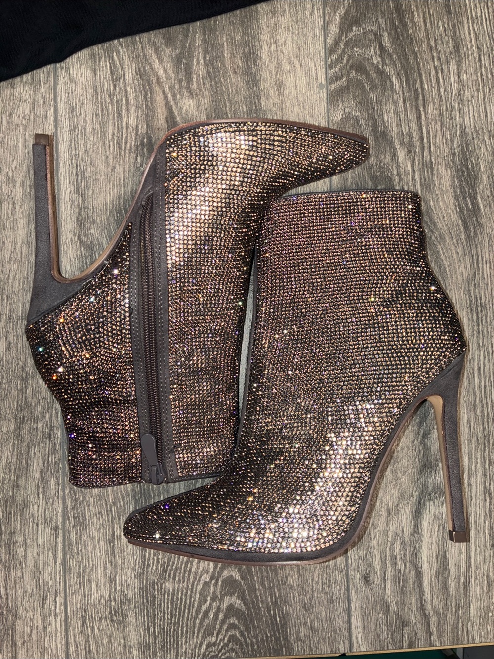 Vigo Fiore Crystal Embellished Pointed Toe Ankle Boots - Brown Womens Size 6